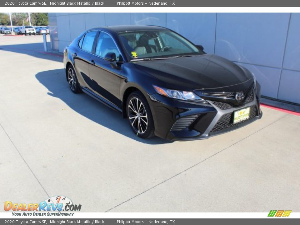 2020 Toyota Camry SE Midnight Black Metallic / Black Photo #2