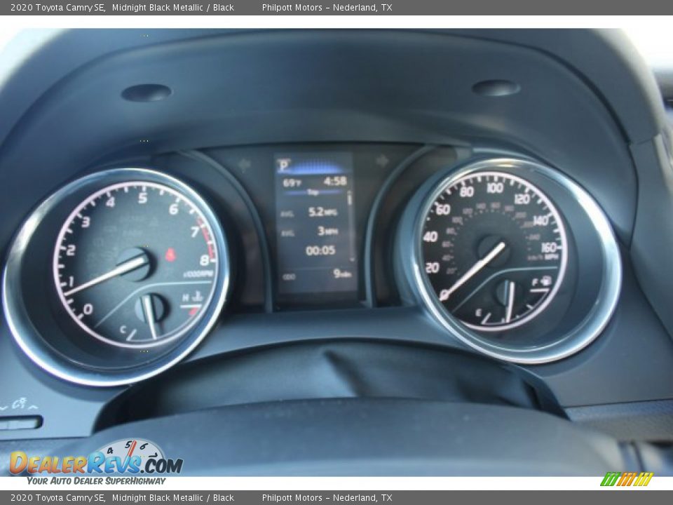 2020 Toyota Camry SE Midnight Black Metallic / Black Photo #16