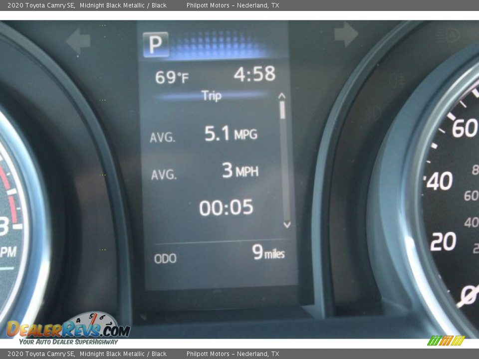 2020 Toyota Camry SE Midnight Black Metallic / Black Photo #17
