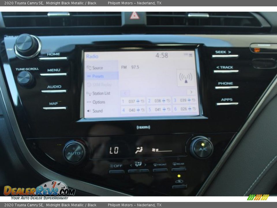 2020 Toyota Camry SE Midnight Black Metallic / Black Photo #19