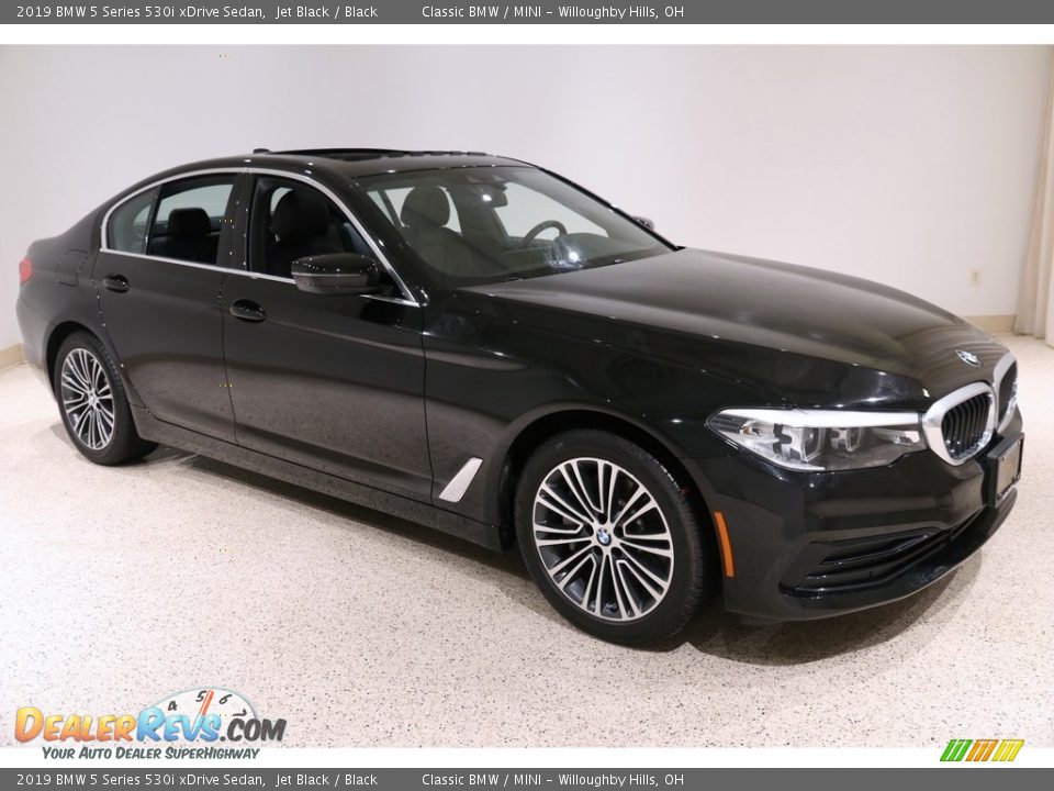 2019 BMW 5 Series 530i xDrive Sedan Jet Black / Black Photo #1