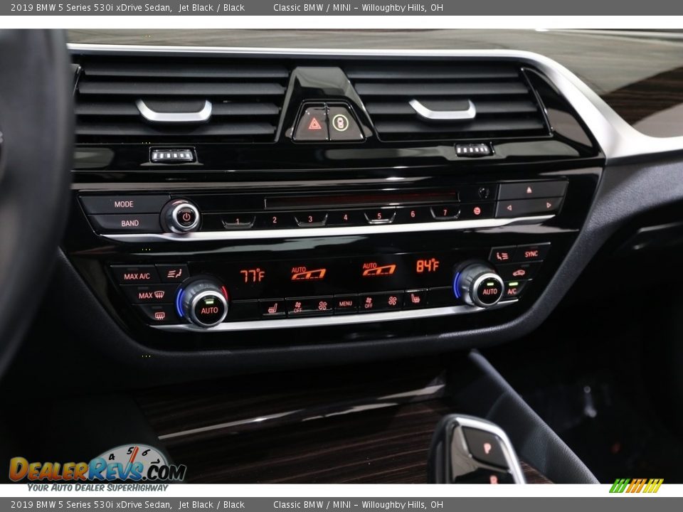 2019 BMW 5 Series 530i xDrive Sedan Jet Black / Black Photo #14