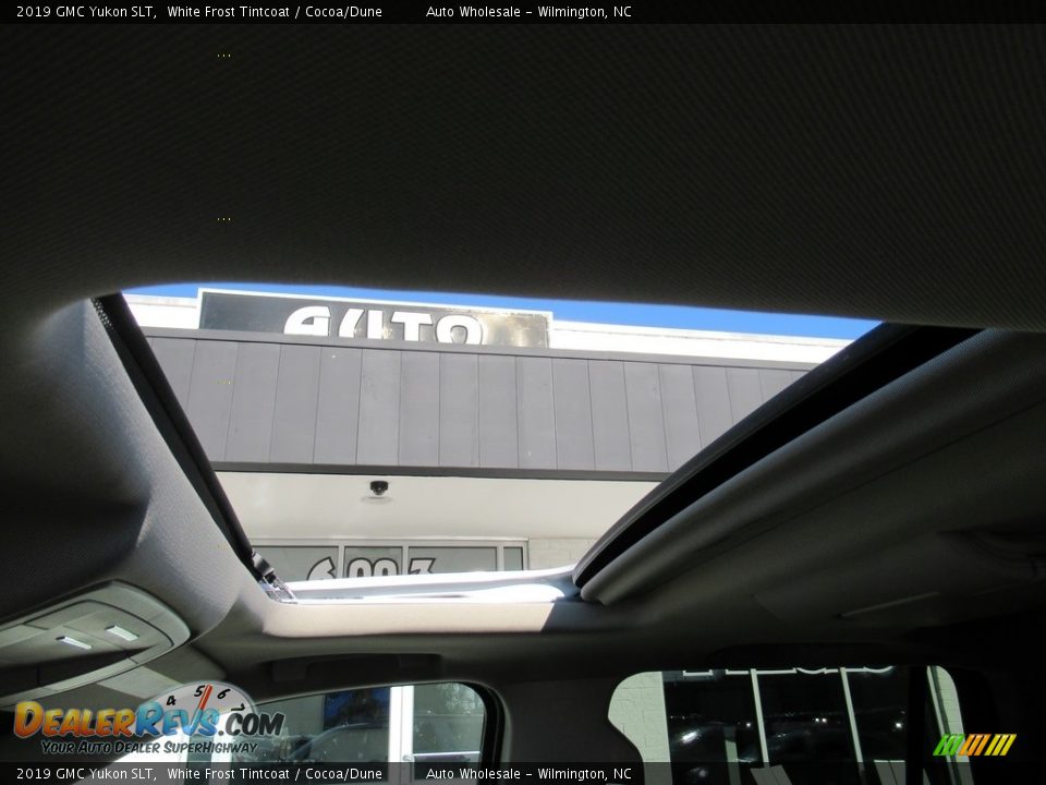 2019 GMC Yukon SLT White Frost Tintcoat / Cocoa/Dune Photo #13
