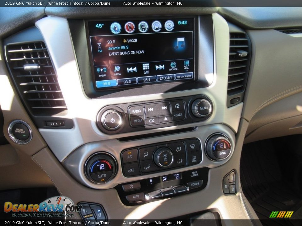 2019 GMC Yukon SLT White Frost Tintcoat / Cocoa/Dune Photo #17