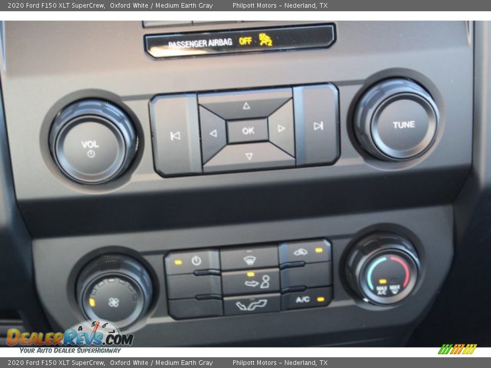 2020 Ford F150 XLT SuperCrew Oxford White / Medium Earth Gray Photo #18