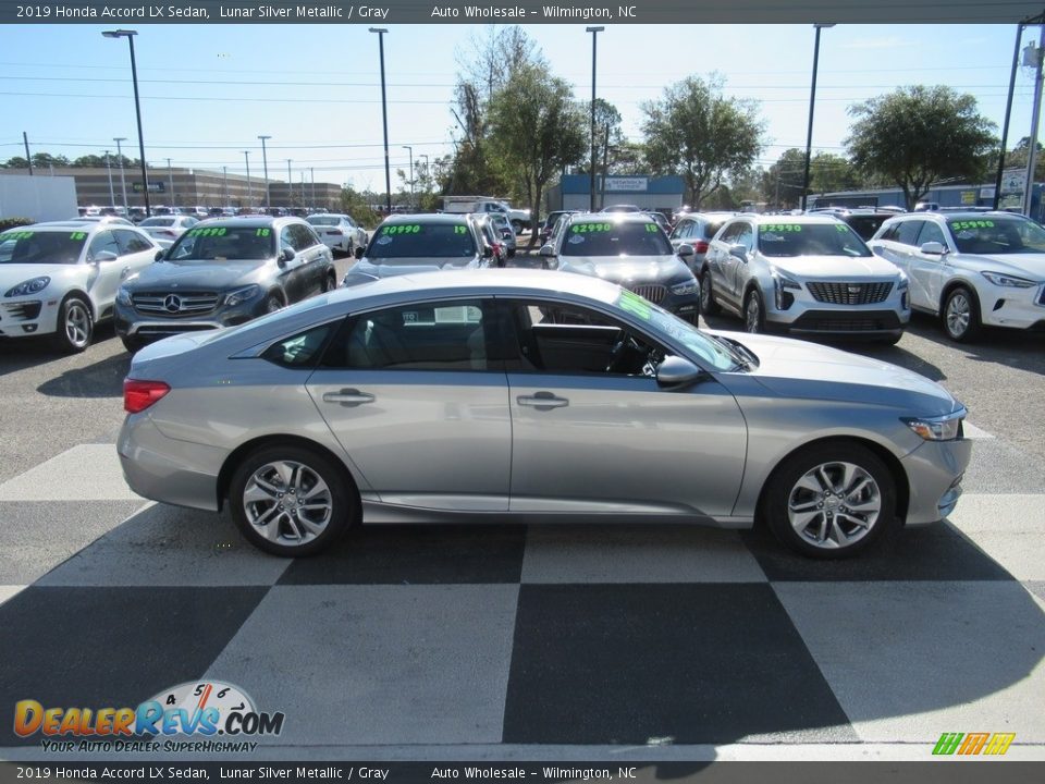 2019 Honda Accord LX Sedan Lunar Silver Metallic / Gray Photo #3