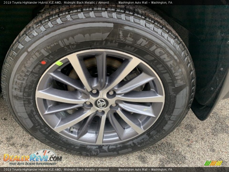 2019 Toyota Highlander Hybrid XLE AWD Wheel Photo #5