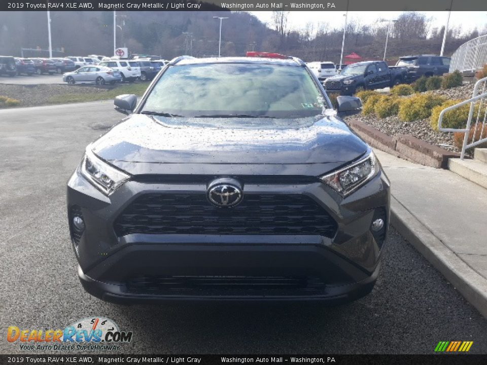 2019 Toyota RAV4 XLE AWD Magnetic Gray Metallic / Light Gray Photo #6