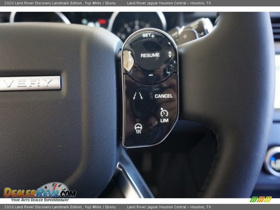2020 Land Rover Discovery Landmark Edition Steering Wheel Photo #27