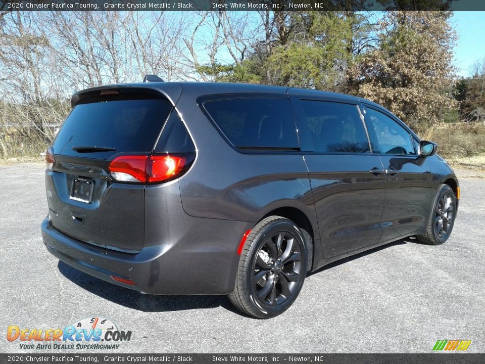 2020 Chrysler Pacifica Touring Granite Crystal Metallic / Black Photo #6