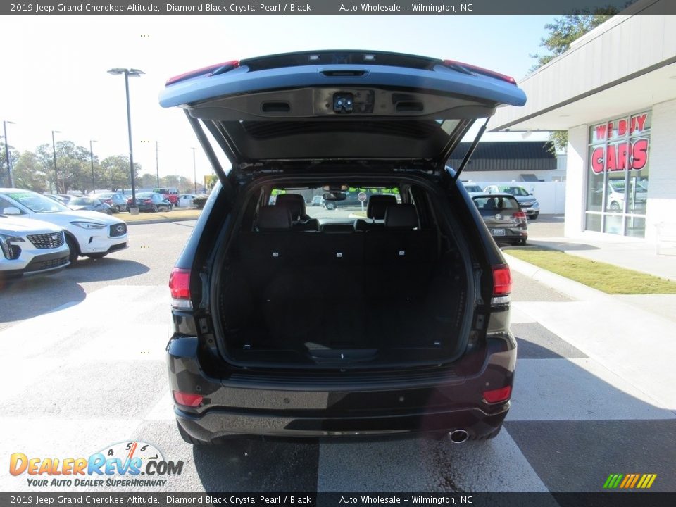 2019 Jeep Grand Cherokee Altitude Diamond Black Crystal Pearl / Black Photo #5