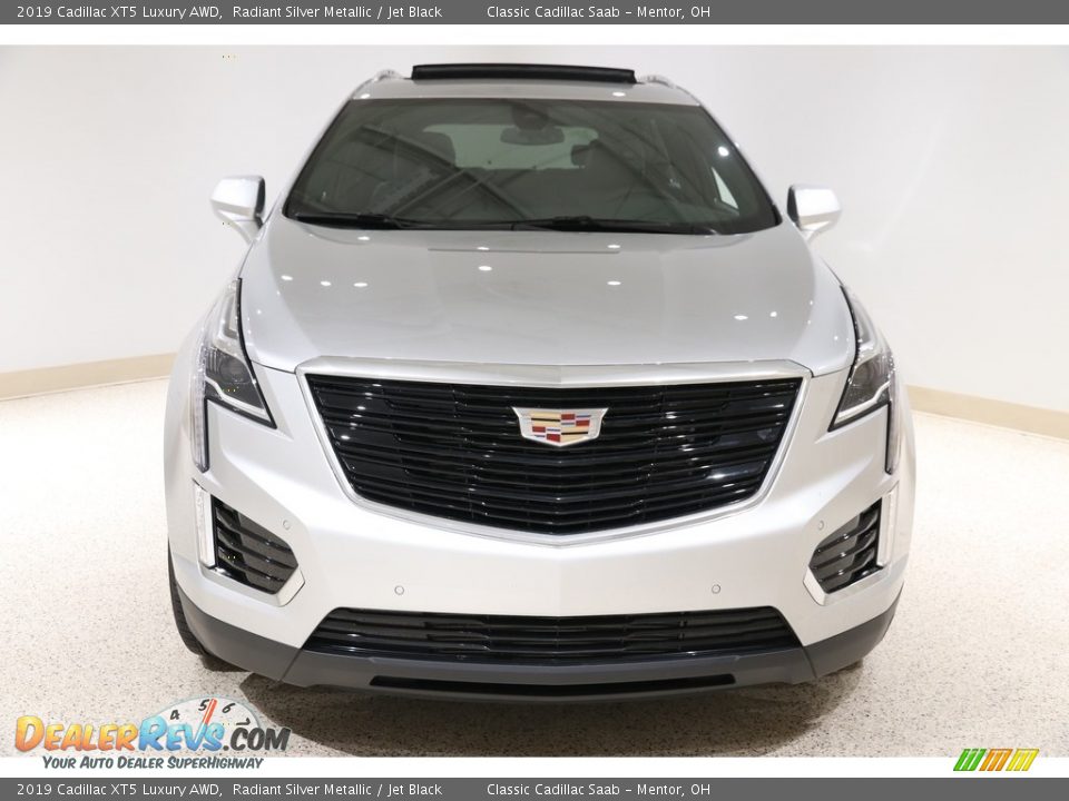 2019 Cadillac XT5 Luxury AWD Radiant Silver Metallic / Jet Black Photo #2