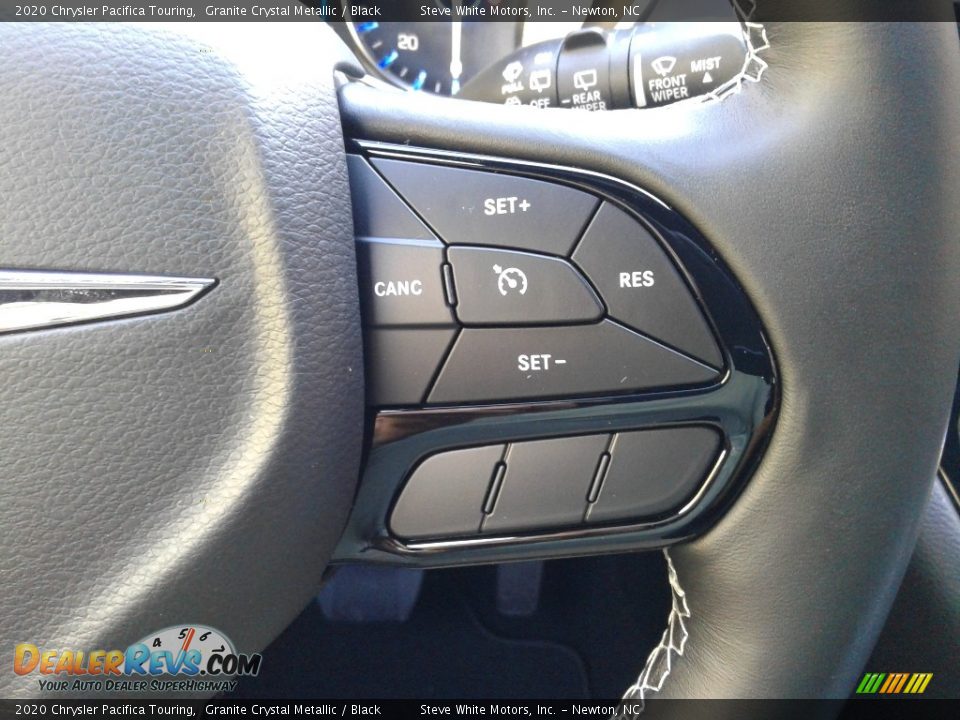 2020 Chrysler Pacifica Touring Granite Crystal Metallic / Black Photo #20