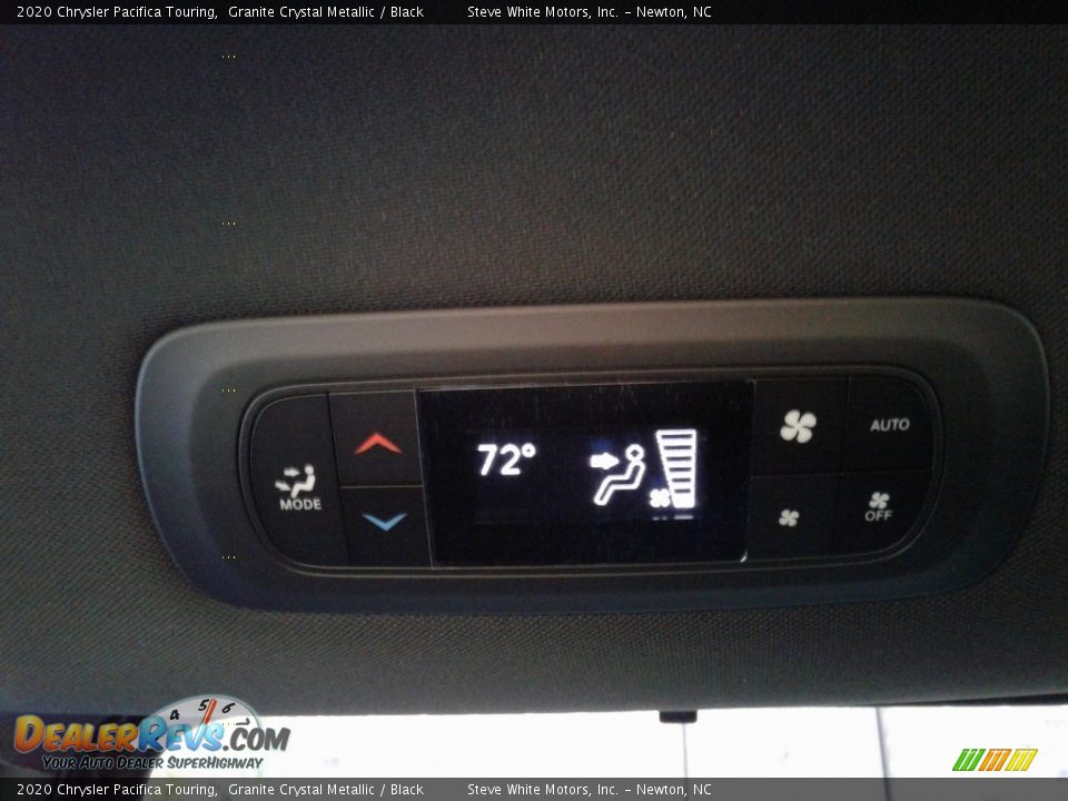 2020 Chrysler Pacifica Touring Granite Crystal Metallic / Black Photo #36
