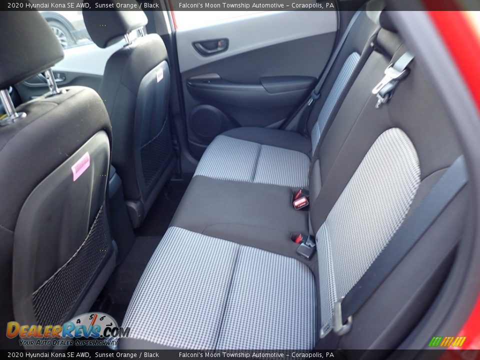 Rear Seat of 2020 Hyundai Kona SE AWD Photo #8