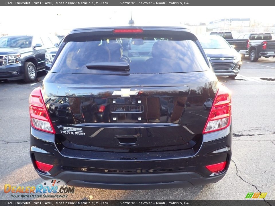 2020 Chevrolet Trax LS AWD Mosaic Black Metallic / Jet Black Photo #4