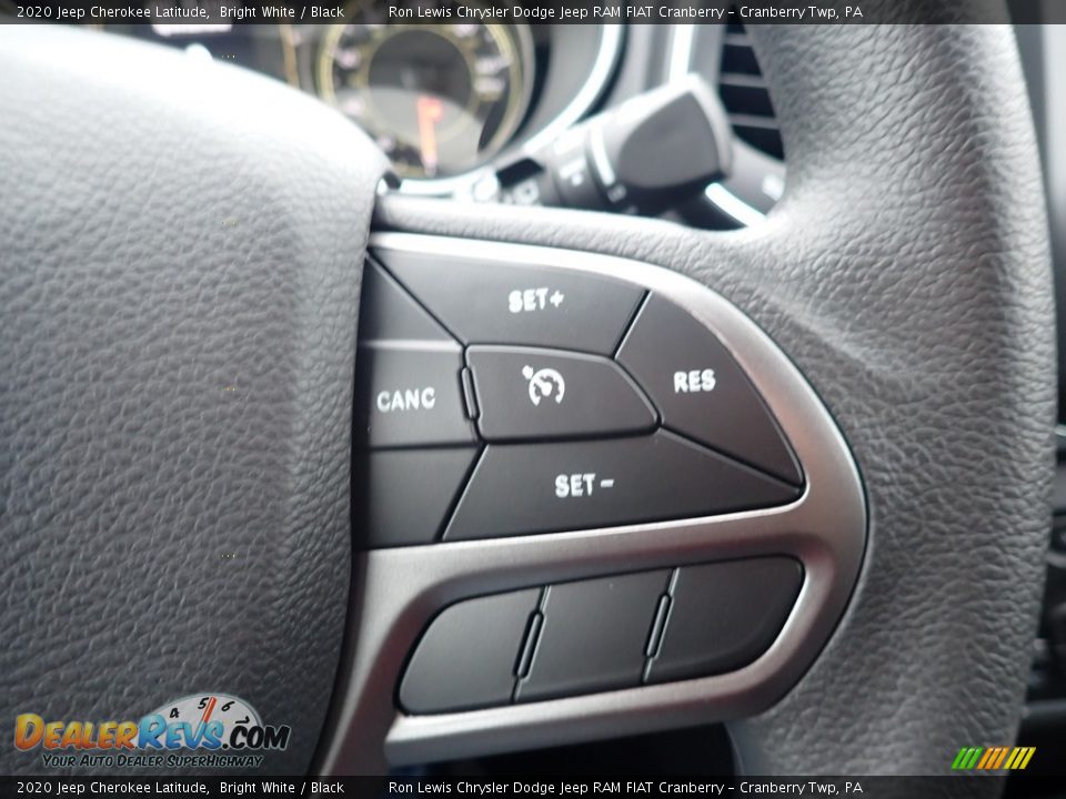 2020 Jeep Cherokee Latitude Bright White / Black Photo #17