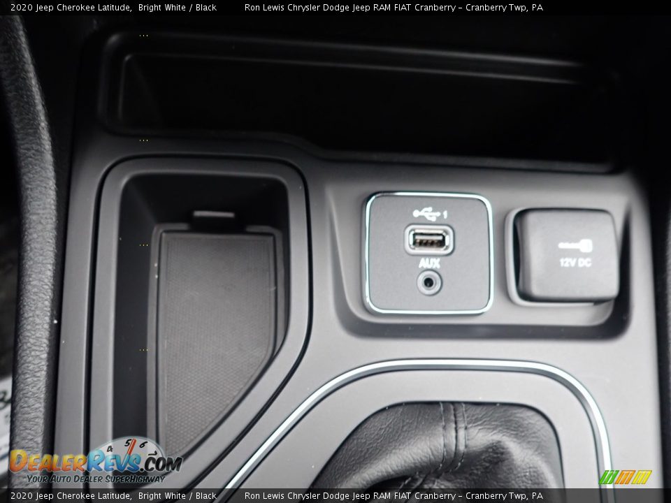 2020 Jeep Cherokee Latitude Bright White / Black Photo #19