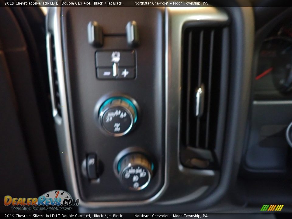 2019 Chevrolet Silverado LD LT Double Cab 4x4 Black / Jet Black Photo #19