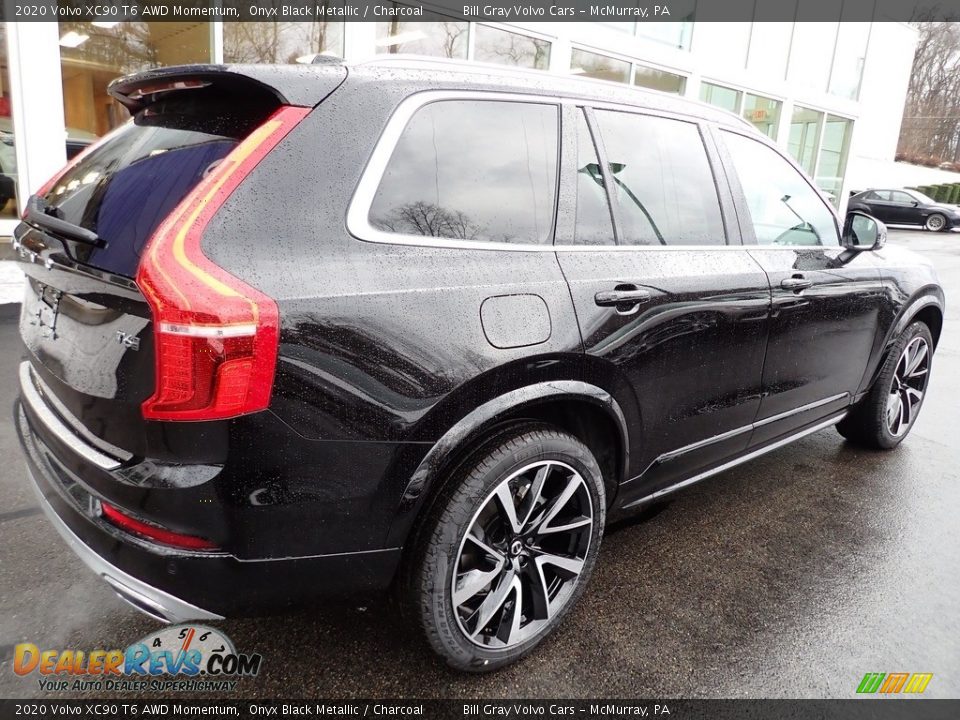 2020 Volvo XC90 T6 AWD Momentum Onyx Black Metallic / Charcoal Photo #2