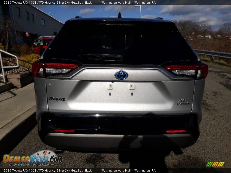 2019 Toyota RAV4 XSE AWD Hybrid Silver Sky Metallic / Black Photo #7