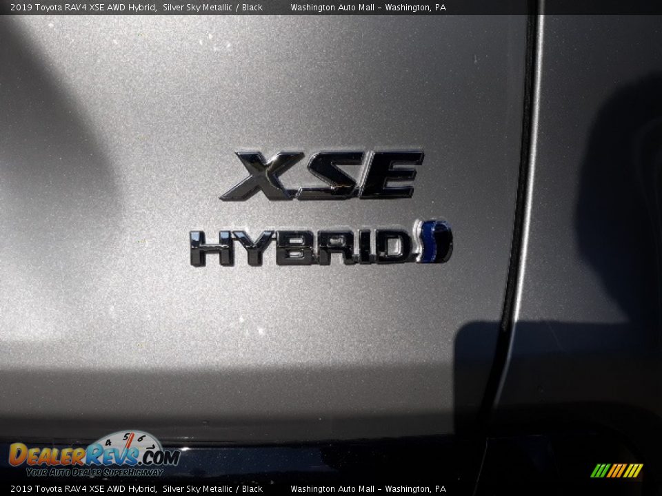2019 Toyota RAV4 XSE AWD Hybrid Silver Sky Metallic / Black Photo #8