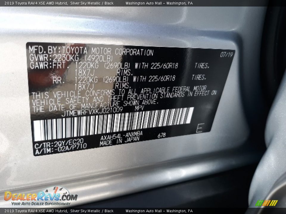 2019 Toyota RAV4 XSE AWD Hybrid Silver Sky Metallic / Black Photo #11