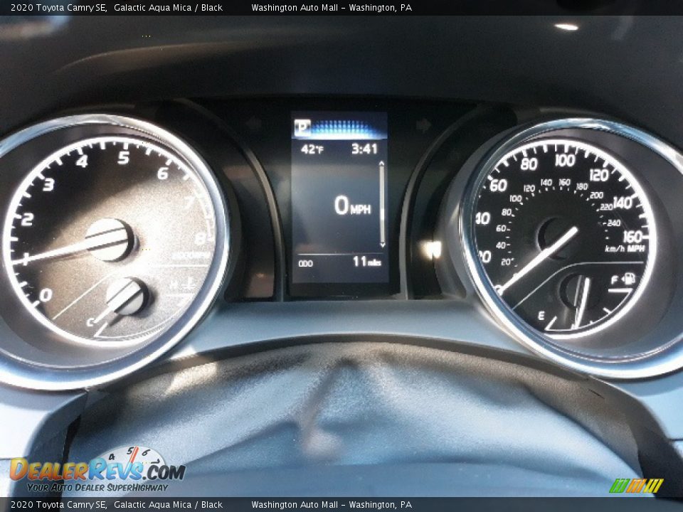 2020 Toyota Camry SE Galactic Aqua Mica / Black Photo #9