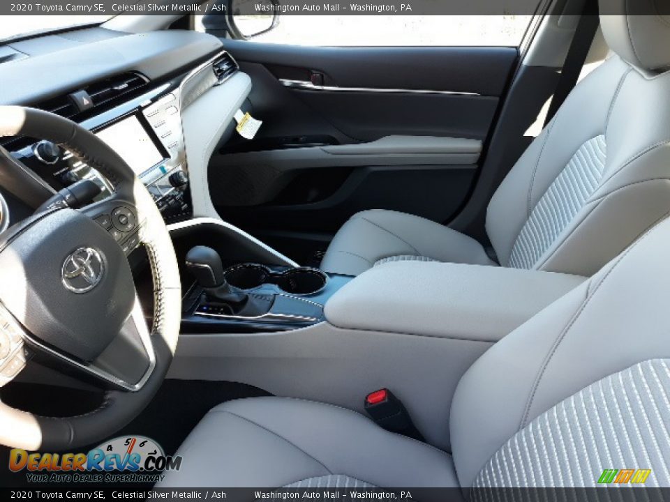 2020 Toyota Camry SE Celestial Silver Metallic / Ash Photo #4