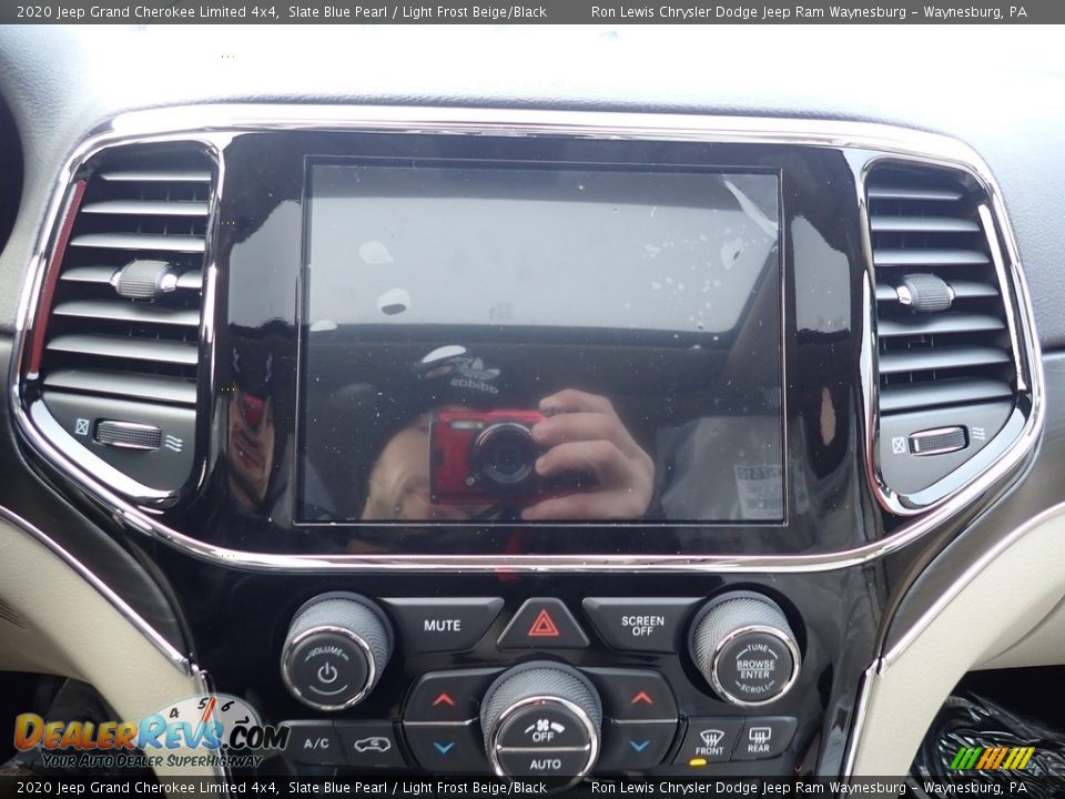 2020 Jeep Grand Cherokee Limited 4x4 Slate Blue Pearl / Light Frost Beige/Black Photo #17