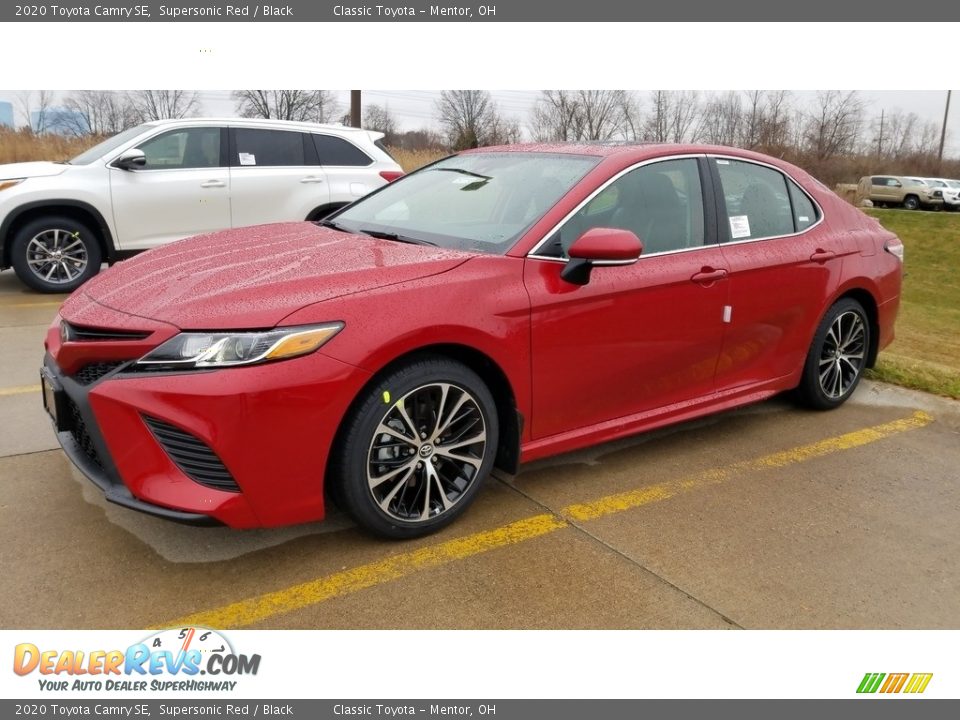 Supersonic Red 2020 Toyota Camry SE Photo #1