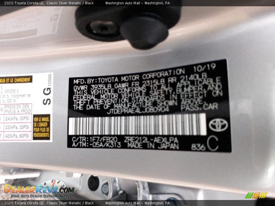 2020 Toyota Corolla LE Classic Silver Metallic / Black Photo #11