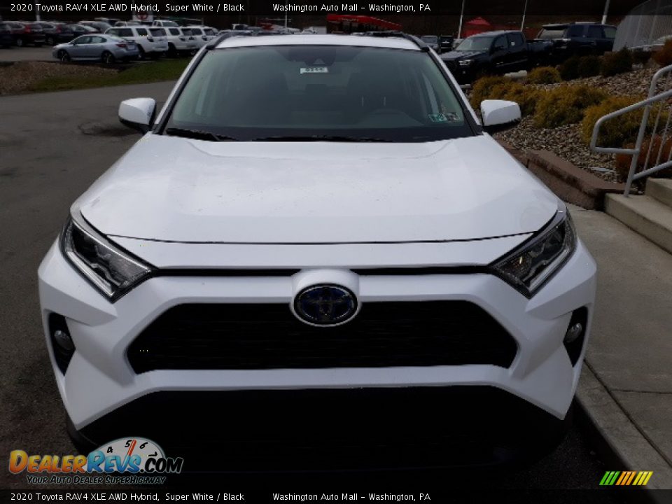 2020 Toyota RAV4 XLE AWD Hybrid Super White / Black Photo #7