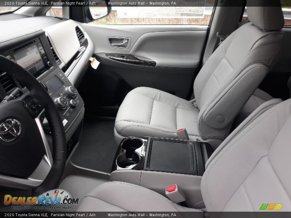Front Seat of 2020 Toyota Sienna XLE Photo #6