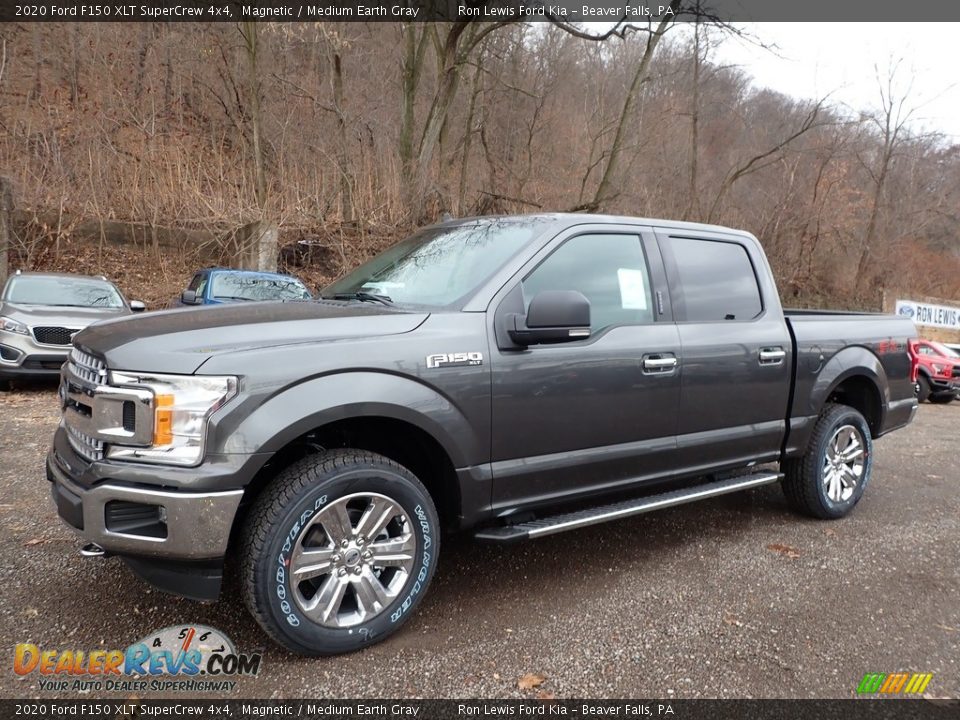 Front 3/4 View of 2020 Ford F150 XLT SuperCrew 4x4 Photo #6