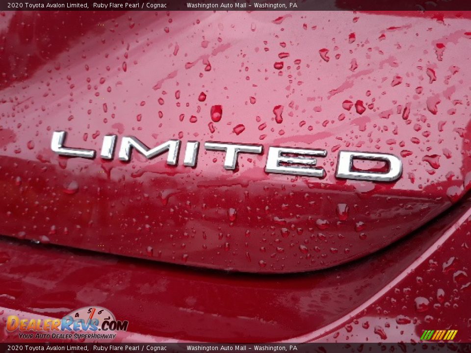 2020 Toyota Avalon Limited Ruby Flare Pearl / Cognac Photo #9