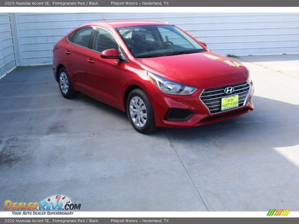 2020 Hyundai Accent SE Pomegranate Red / Black Photo #2