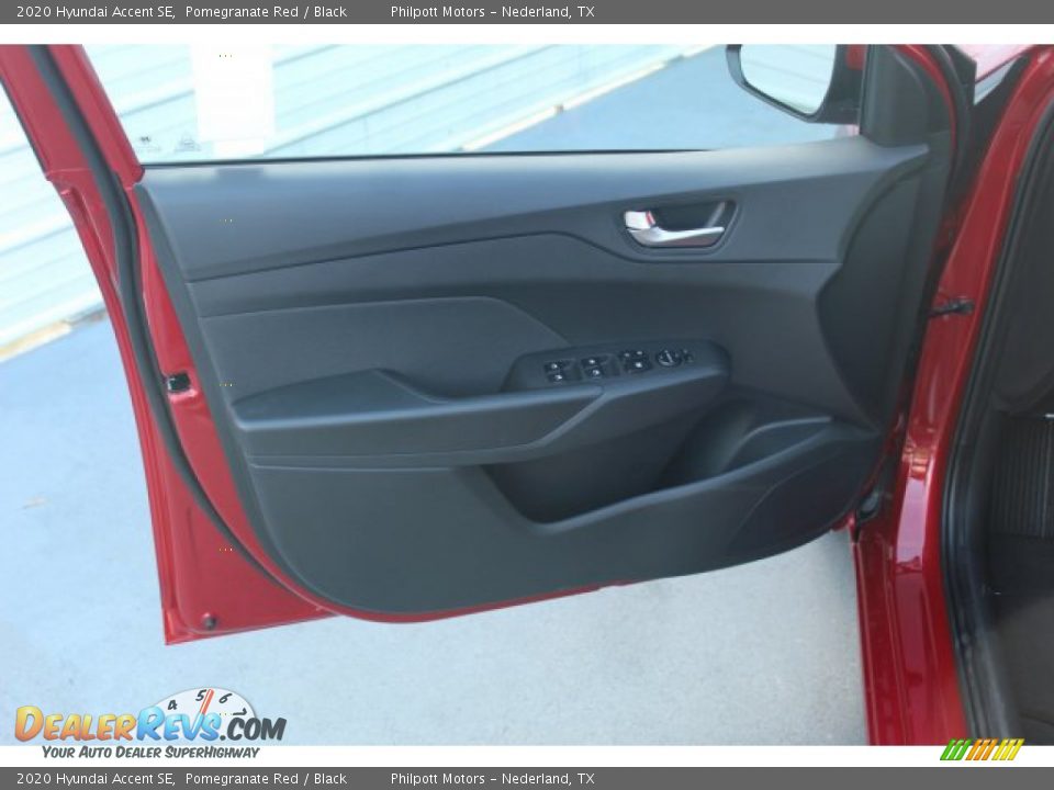 2020 Hyundai Accent SE Pomegranate Red / Black Photo #9