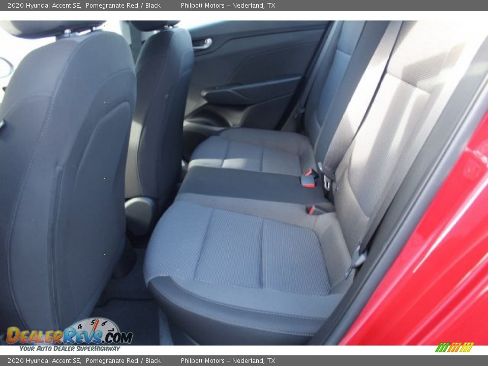 2020 Hyundai Accent SE Pomegranate Red / Black Photo #21