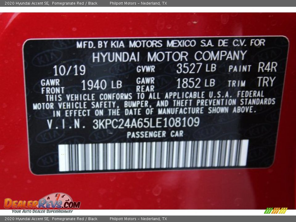 2020 Hyundai Accent SE Pomegranate Red / Black Photo #24