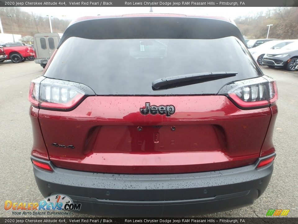 2020 Jeep Cherokee Altitude 4x4 Velvet Red Pearl / Black Photo #4