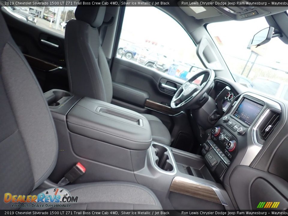 2019 Chevrolet Silverado 1500 LT Z71 Trail Boss Crew Cab 4WD Silver Ice Metallic / Jet Black Photo #10