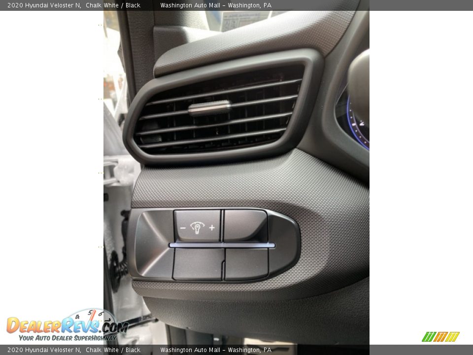 Controls of 2020 Hyundai Veloster N Photo #16