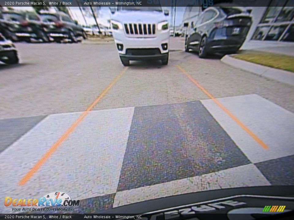 2020 Porsche Macan S White / Black Photo #18