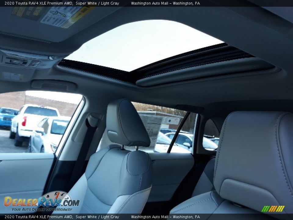 2020 Toyota RAV4 XLE Premium AWD Super White / Light Gray Photo #6