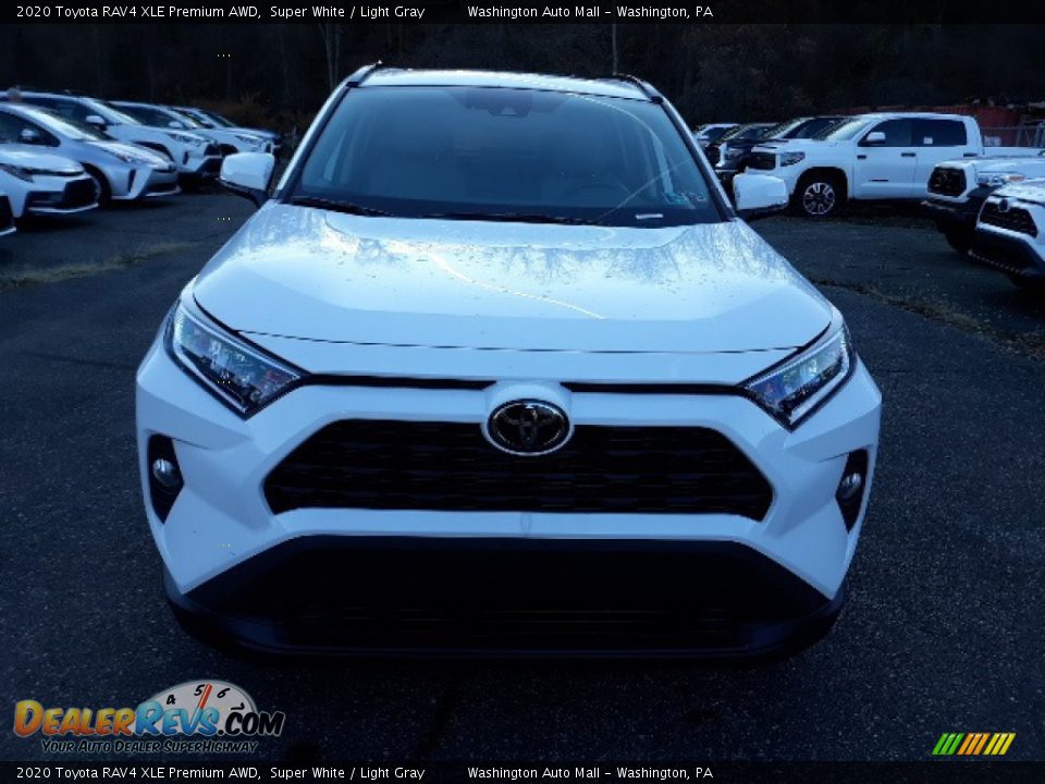 2020 Toyota RAV4 XLE Premium AWD Super White / Light Gray Photo #8