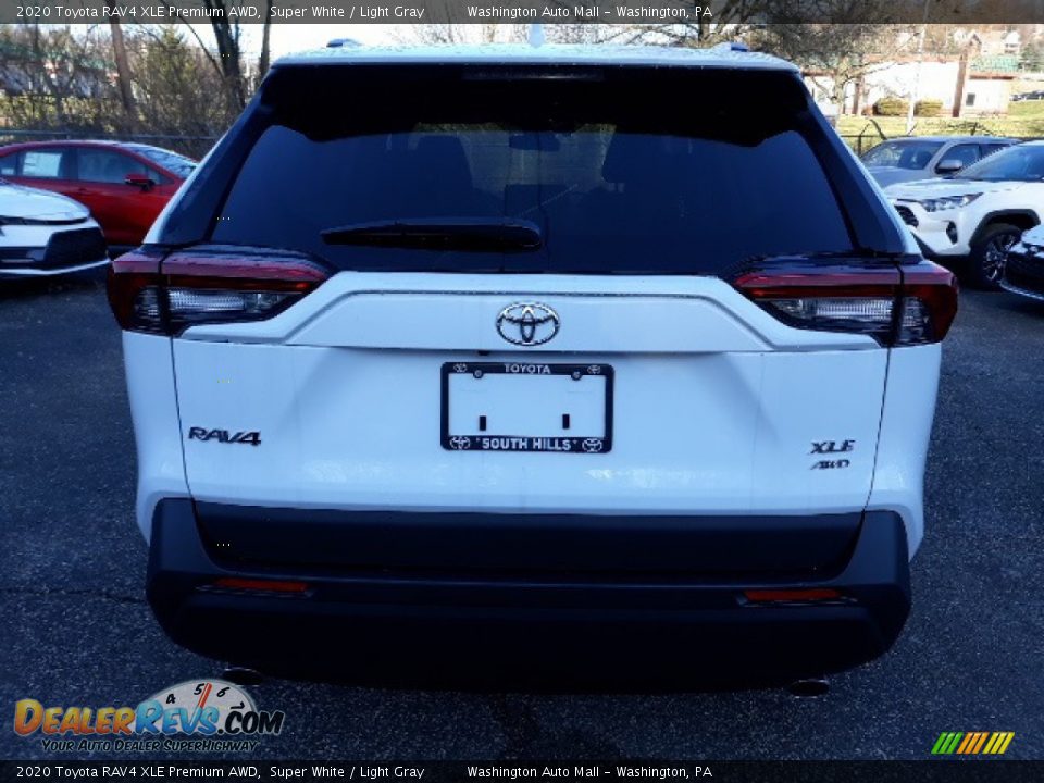 2020 Toyota RAV4 XLE Premium AWD Super White / Light Gray Photo #9