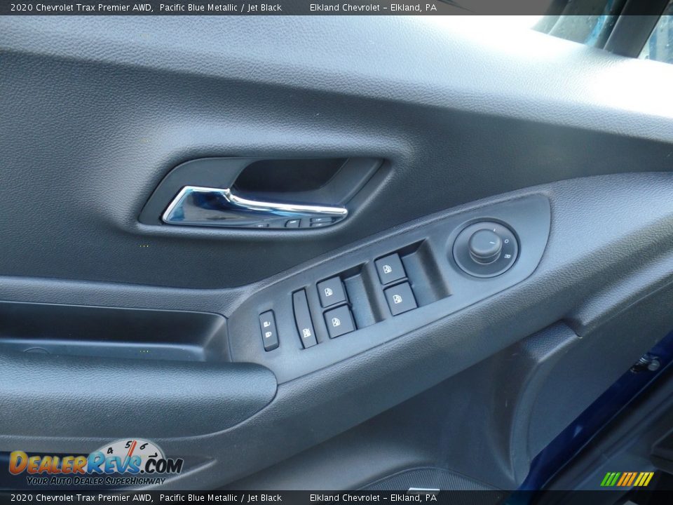 2020 Chevrolet Trax Premier AWD Pacific Blue Metallic / Jet Black Photo #17