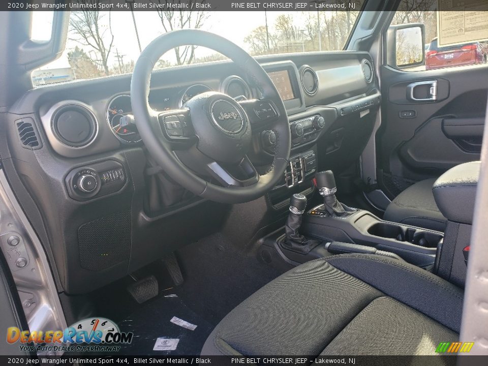 Dashboard of 2020 Jeep Wrangler Unlimited Sport 4x4 Photo #7