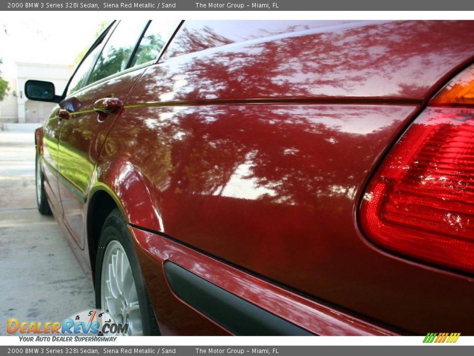 2000 BMW 3 Series 328i Sedan Siena Red Metallic / Sand Photo #33